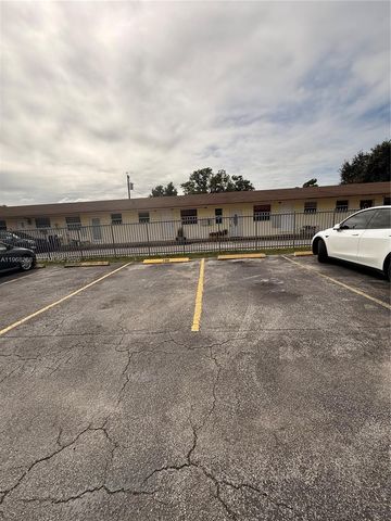 1154 W 35th St 124, Hialeah, FL 33012