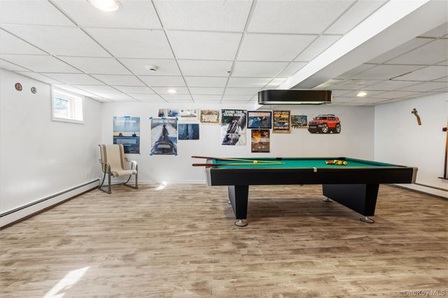 6 Edcris Lane, Huntington, NY 11743