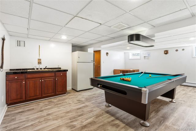 6 Edcris Lane, Huntington, NY 11743