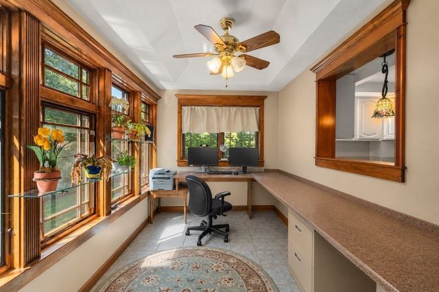 14 Woodview Dr, Lakeville, MA 02347