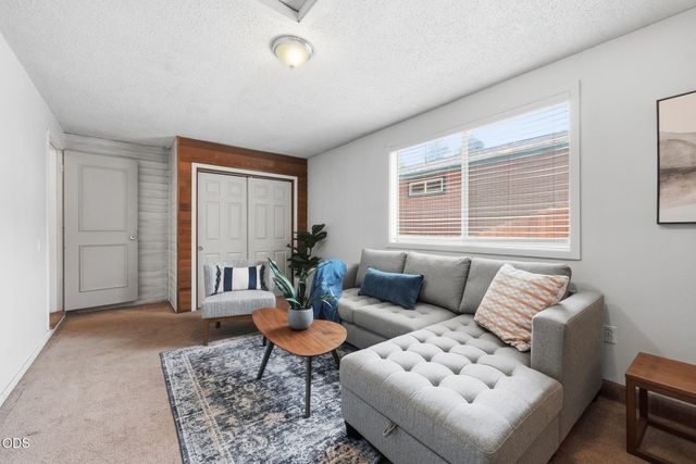 1454 NW Fresno Avenue, Bend, OR 97703