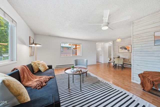 1454 NW Fresno Avenue, Bend, OR 97703