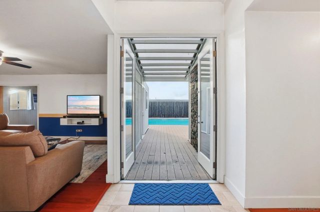 754 Alveda Avenue, El Cajon, CA 92019