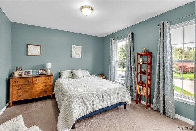 87 Azure Pine Court, Amherst, NY 14228