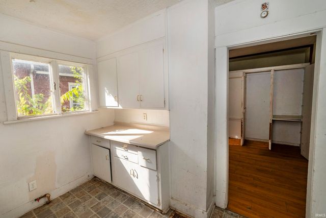 1218 Huey Street, South Bend, IN 46628