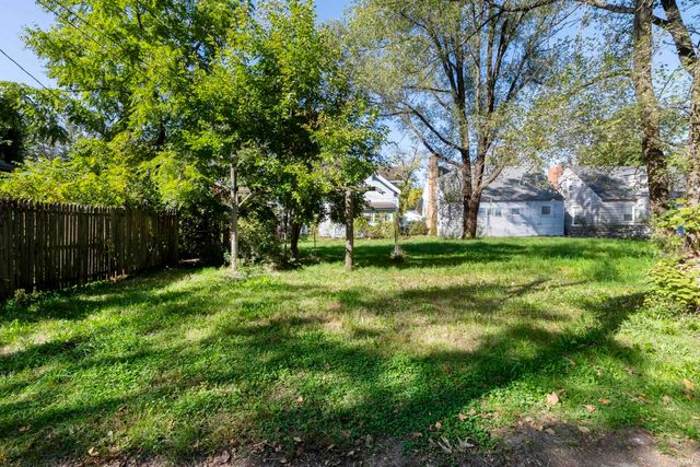 1218 Huey Street, South Bend, IN 46628