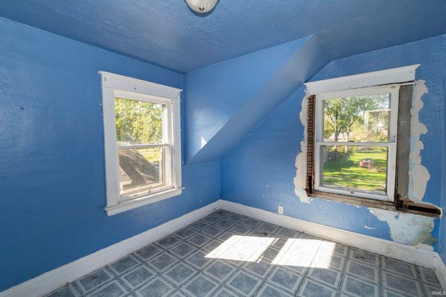 1218 Huey Street, South Bend, IN 46628
