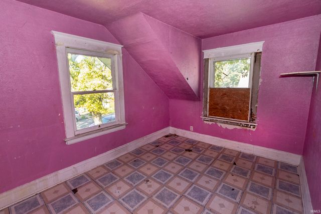 1218 Huey Street, South Bend, IN 46628
