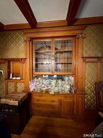 35 Burton Street, Hartford, CT 06112