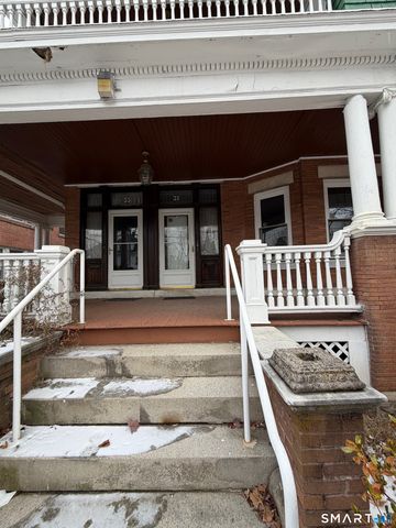 35 Burton Street, Hartford, CT 06112