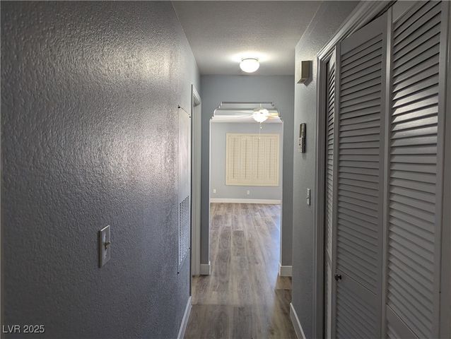 6804 ELM CREEK Drive 204, Las Vegas, NV 89108