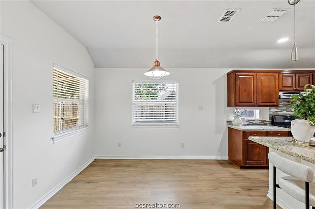 5310 Draycott Court, Bryan, TX 77802