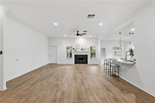 5310 Draycott Court, Bryan, TX 77802