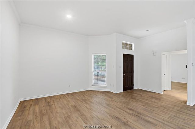 5310 Draycott Court, Bryan, TX 77802