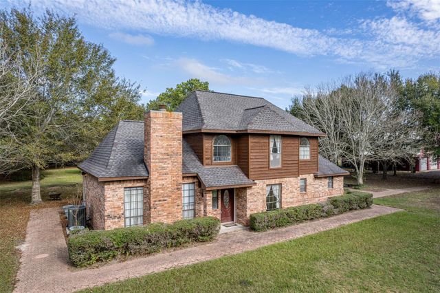 329 Burwell Road, Highlands, TX 77562