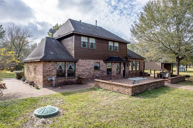 329 Burwell Road, Highlands, TX 77562