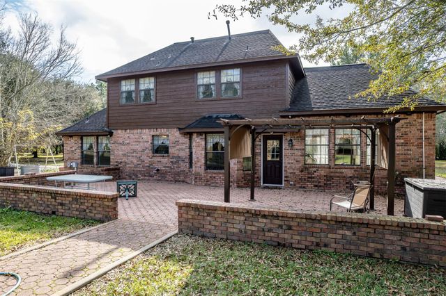 329 Burwell Road, Highlands, TX 77562