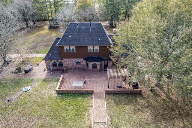 329 Burwell Road, Highlands, TX 77562