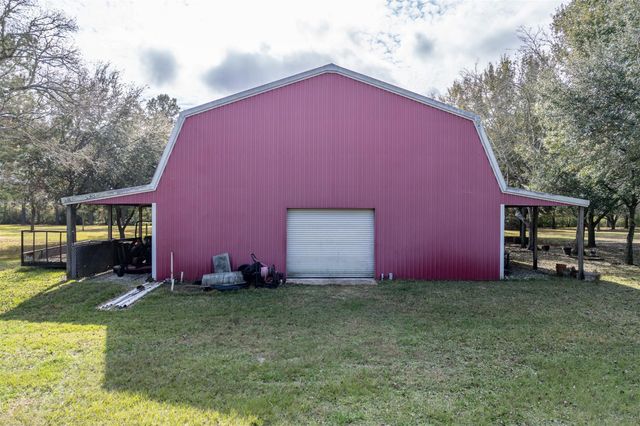 329 Burwell Road, Highlands, TX 77562