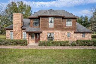 329 Burwell Road, Highlands, TX 77562