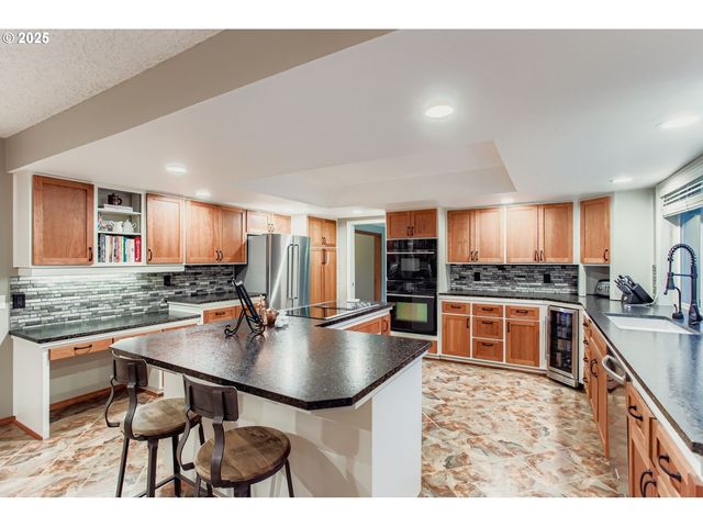 1702 Nw GREGORY Dr, Vancouver, WA 98665