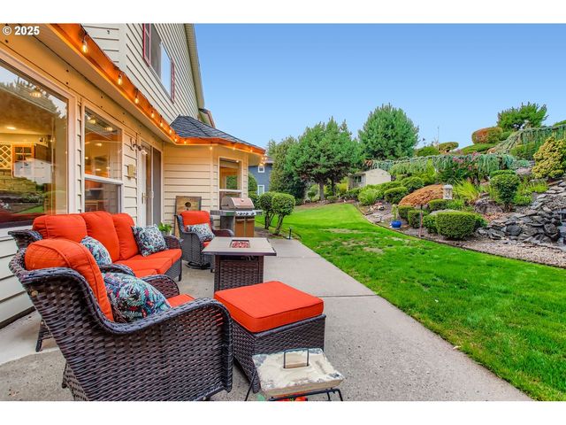 1702 Nw GREGORY Dr, Vancouver, WA 98665