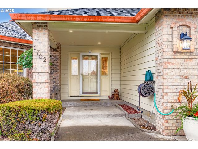 1702 Nw GREGORY Dr, Vancouver, WA 98665