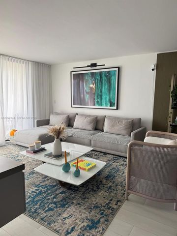 2333 Brickell Ave 2512, Miami, FL 33129