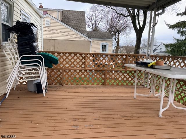 150 Beverly Hill Rd, Clifton City, NJ 07012