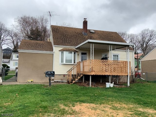 150 Beverly Hill Rd, Clifton City, NJ 07012