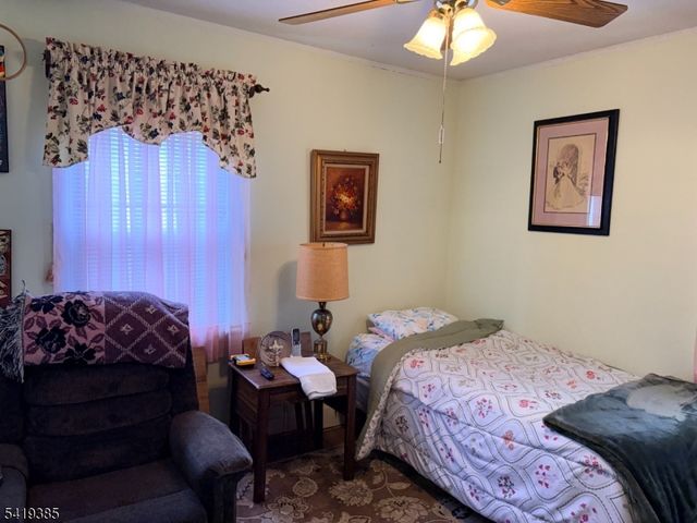 150 Beverly Hill Rd, Clifton City, NJ 07012