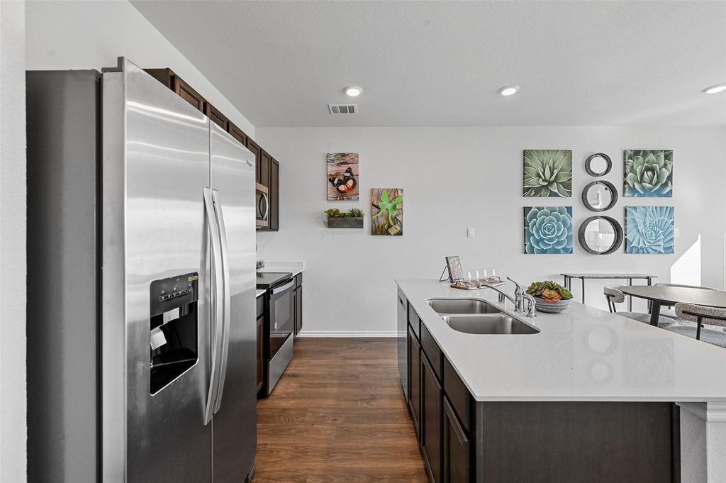 6922 Vining Drive, Princeton, TX 75407