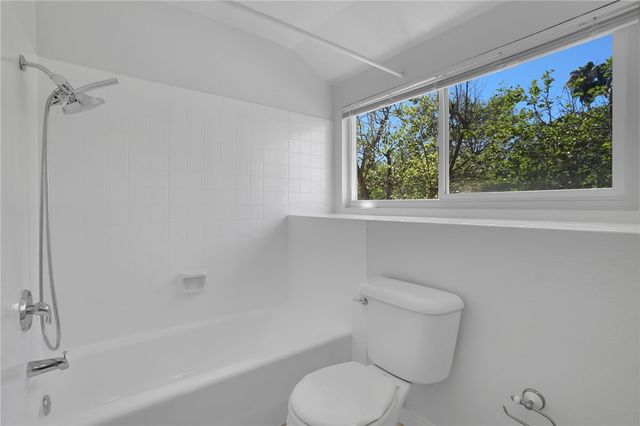 1564 Tanglewood Lane 5, Escondido, CA 92029