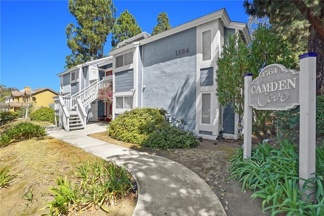 1564 Tanglewood Lane 5, Escondido, CA 92029