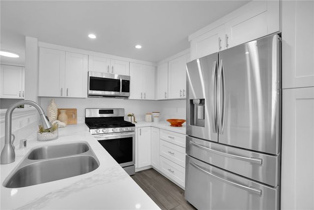 1564 Tanglewood Lane 5, Escondido, CA 92029