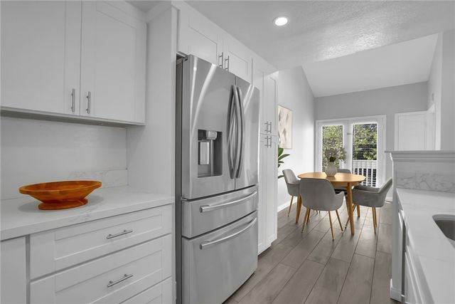 1564 Tanglewood Lane 5, Escondido, CA 92029