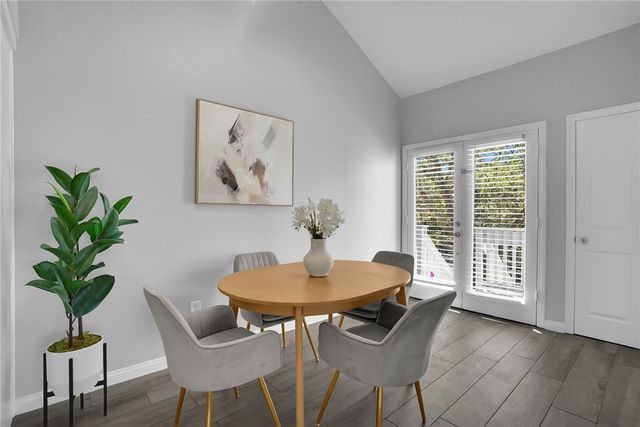 1564 Tanglewood Lane 5, Escondido, CA 92029