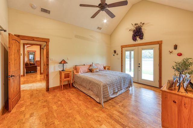 575 County Road 1264, Whitesboro, TX 76273