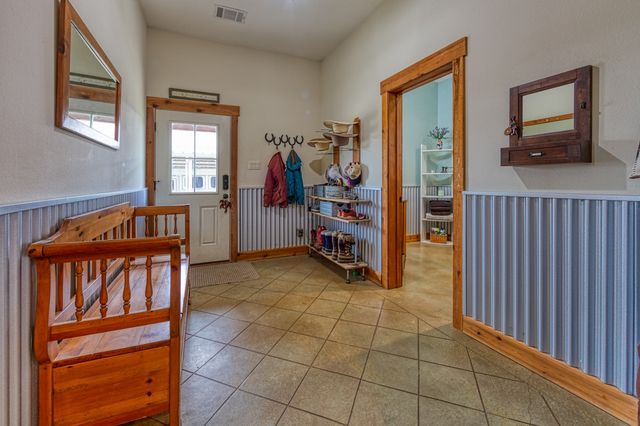 575 County Road 1264, Whitesboro, TX 76273