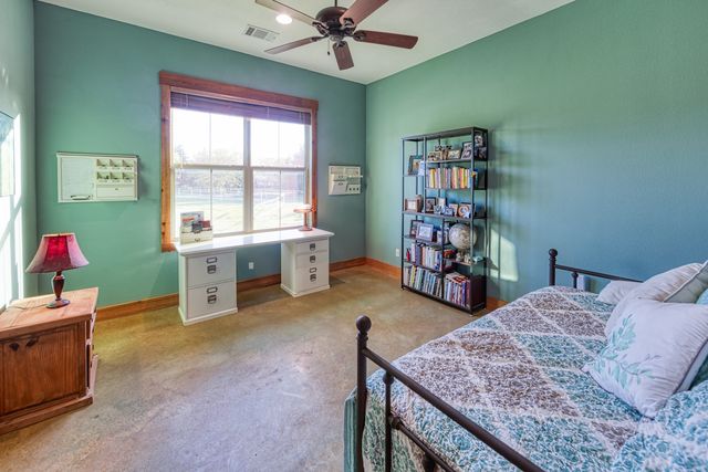 575 County Road 1264, Whitesboro, TX 76273