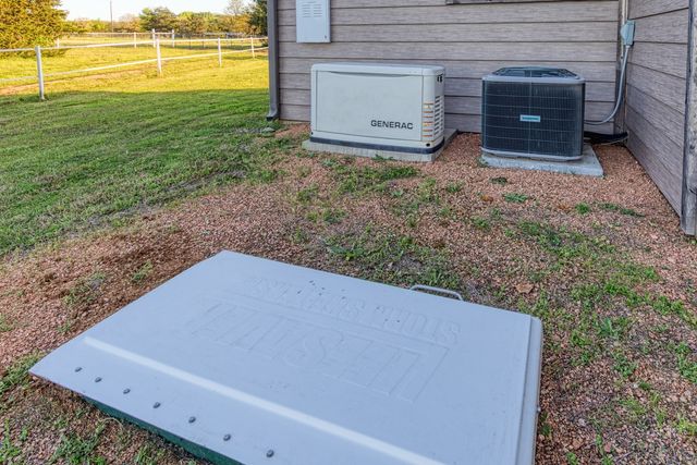 575 County Road 1264, Whitesboro, TX 76273