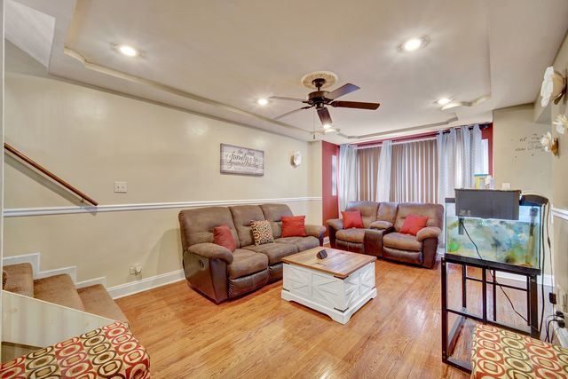 7139 S KEDZIE Avenue, Chicago, IL 60629