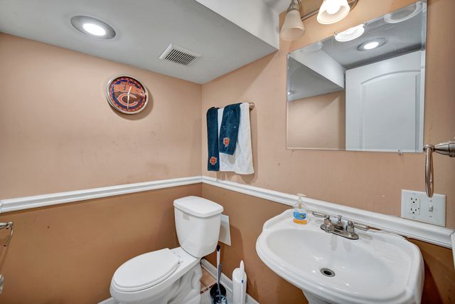 7139 S KEDZIE Avenue, Chicago, IL 60629