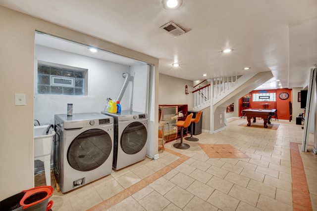 7139 S KEDZIE Avenue, Chicago, IL 60629