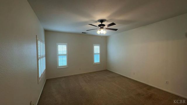 1770 Rio Hondo Court, Hanford, CA 93230