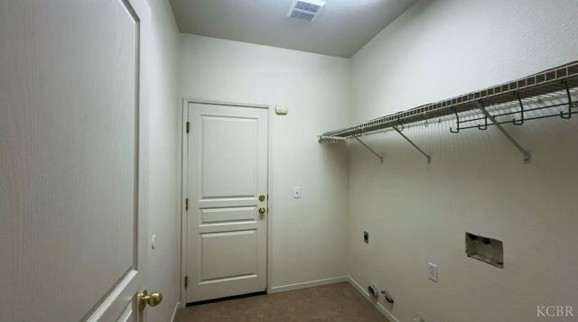 1770 Rio Hondo Court, Hanford, CA 93230