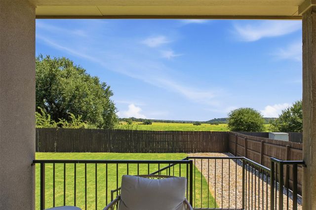 1636 Flying Horseshoe BND, Georgetown, TX 78628