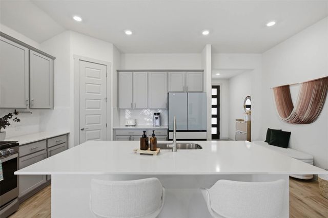 1636 Flying Horseshoe BND, Georgetown, TX 78628