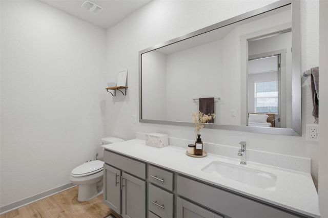 1636 Flying Horseshoe BND, Georgetown, TX 78628