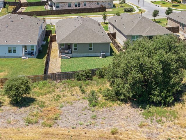 1636 Flying Horseshoe BND, Georgetown, TX 78628